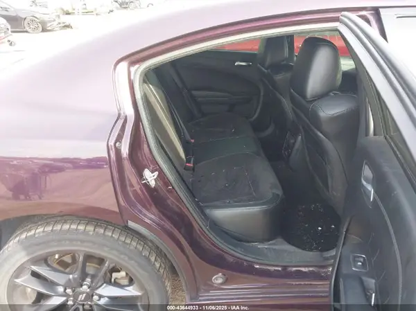 2C3CDXMG0MH562682 2021 DODGE CHARGER - Image 8