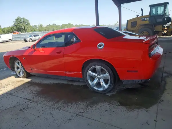 2C3CDYAG6EH304226 2023 DODGE CHALLENGER - Image 2