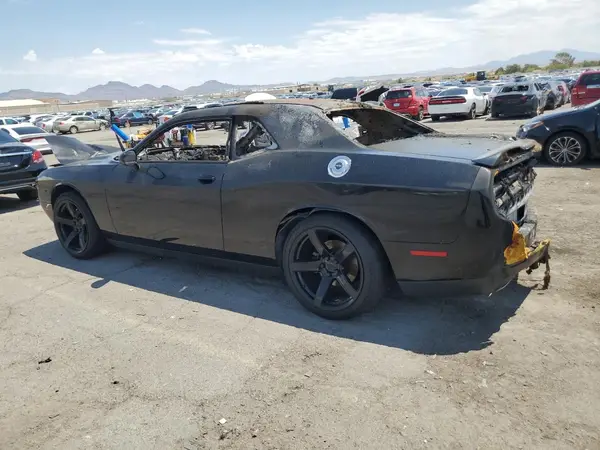 2C3CDZAG0GH129366 2016 DODGE CHALLENGER - Image 2