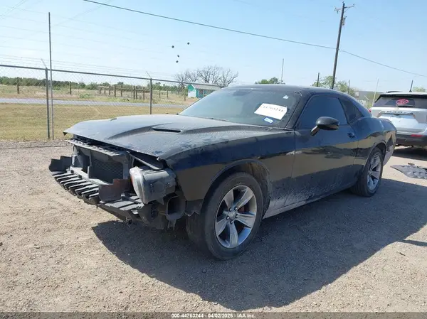 2C3CDZAG0GH131554 2016 DODGE CHALLENGER - Image 2