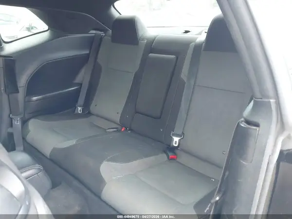 2C3CDZAG0GH136639 2016 DODGE CHALLENGER - Image 8