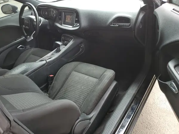 2C3CDZAG0GH137810 2016 DODGE CHALLENGER - Image 8