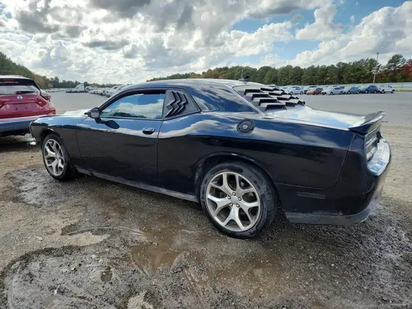 2C3CDZAG0GH145728 2016 DODGE CHALLENGER - Image 2