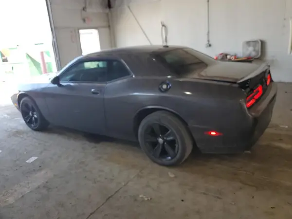 2C3CDZAG0GH157605 2016 DODGE CHALLENGER - Image 2