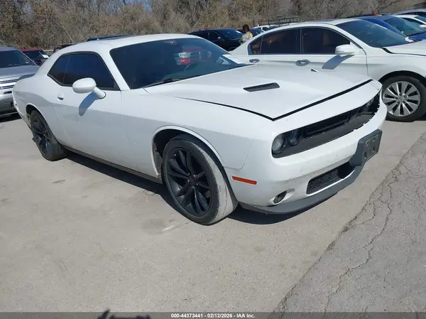 2C3CDZAG0GH166188 2016 DODGE CHALLENGER - Image 1