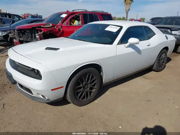 2C3CDZAG0GH172511 2016 DODGE CHALLENGER - Image 2