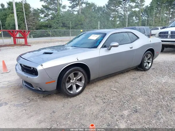 2C3CDZAG0GH200971 2016 DODGE CHALLENGER - Image 2