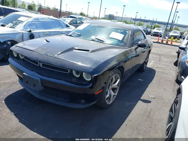 2C3CDZAG0GH201974 2016 DODGE CHALLENGER - Image 2