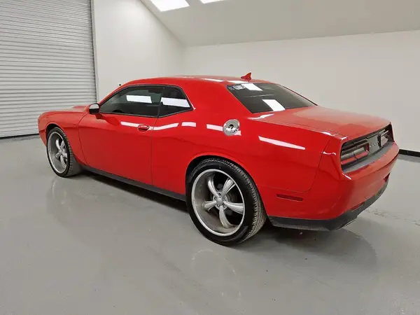 2C3CDZAG0GH236501 2016 DODGE CHALLENGER - Image 2