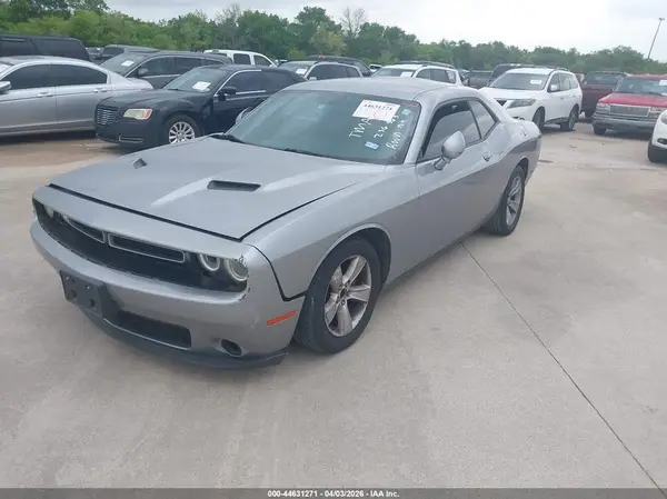 2C3CDZAG0GH236563 2016 DODGE CHALLENGER - Image 2