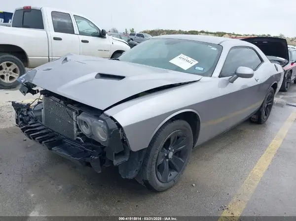 2C3CDZAG0GH301458 2016 DODGE CHALLENGER - Image 2