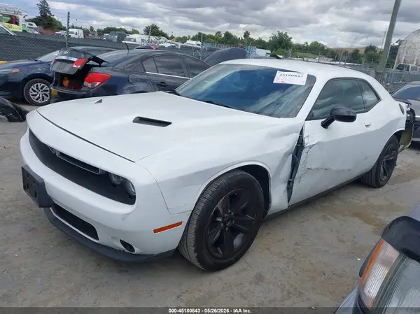 2C3CDZAG0GH326246 2016 DODGE CHALLENGER - Image 2
