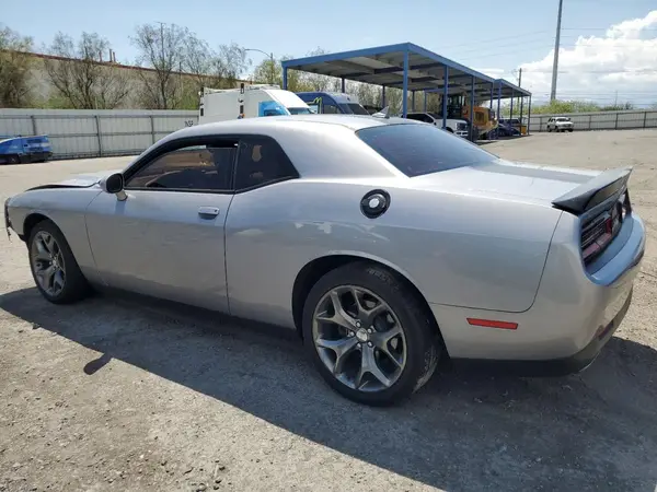 2C3CDZAG0GH329583 2016 DODGE CHALLENGER - Image 2