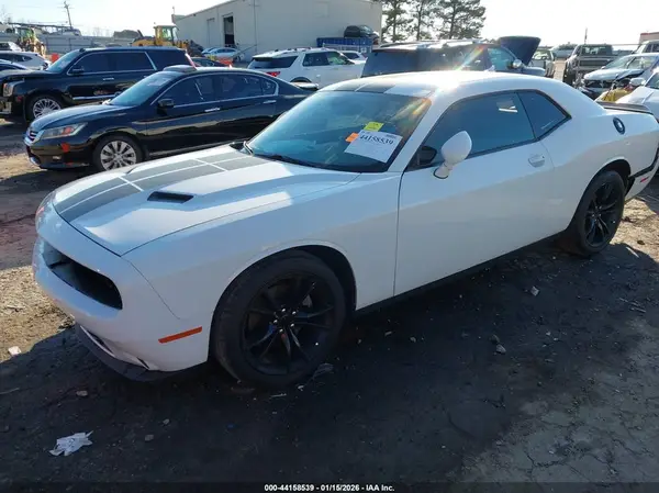 2C3CDZAG0GH337909 2016 DODGE CHALLENGER - Image 2