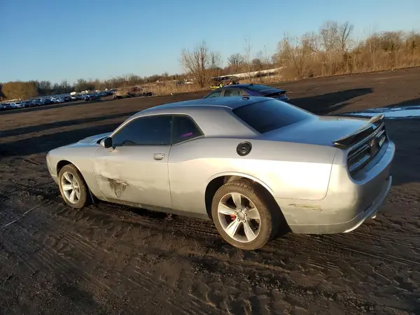 2C3CDZAG0GH353012 2016 DODGE CHALLENGER - Image 2
