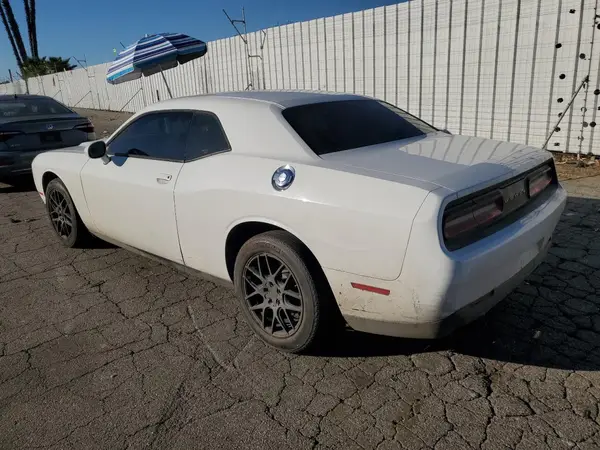 2C3CDZAG0GH353964 2016 DODGE CHALLENGER - Image 2