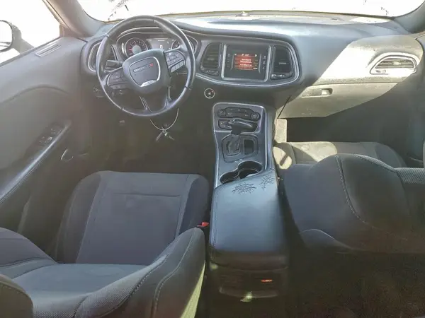 2C3CDZAG0GH354080 2016 DODGE CHALLENGER - Image 8