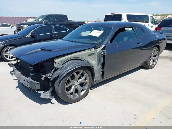 2C3CDZAG0GH354421 2016 DODGE CHALLENGER - Image 2