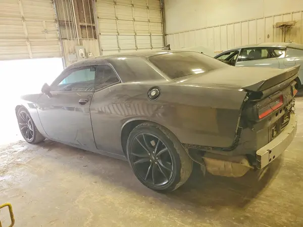 2C3CDZAG0HH502116 2017 DODGE CHALLENGER - Image 2