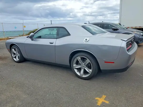 2C3CDZAG0HH502472 2017 DODGE CHALLENGER - Image 2