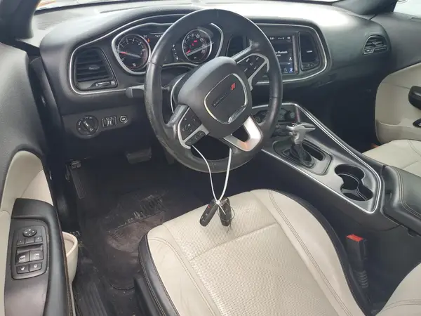2C3CDZAG0HH514489 2017 DODGE CHALLENGER - Image 8