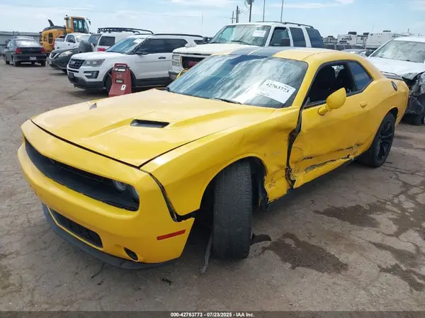 2C3CDZAG0HH532040 2017 DODGE CHALLENGER - Image 2