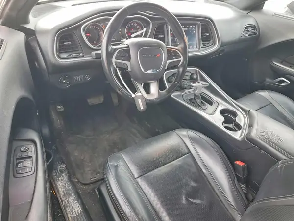 2C3CDZAG0HH547329 2017 DODGE CHALLENGER - Image 8