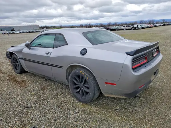 2C3CDZAG0HH555320 2017 DODGE CHALLENGER - Image 2