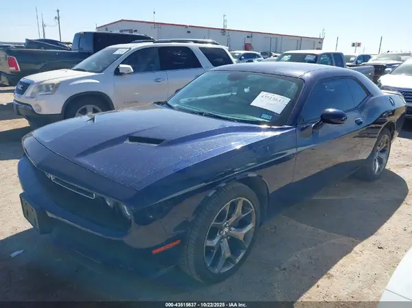 2C3CDZAG0HH558878 2017 DODGE CHALLENGER - Image 2