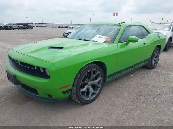 2C3CDZAG0HH580539 2017 DODGE CHALLENGER - Image 2