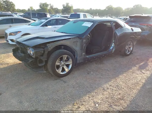 2C3CDZAG0HH587460 2017 DODGE CHALLENGER - Image 2