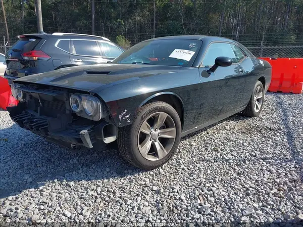 2C3CDZAG0HH588950 2017 DODGE CHALLENGER - Image 2
