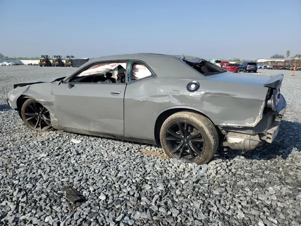 2C3CDZAG0HH599995 2017 DODGE CHALLENGER - Image 2