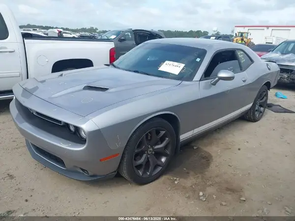 2C3CDZAG0HH665946 2017 DODGE CHALLENGER - Image 2