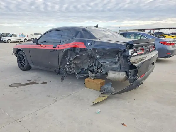 2C3CDZAG0JH144876 2018 DODGE CHALLENGER - Image 2