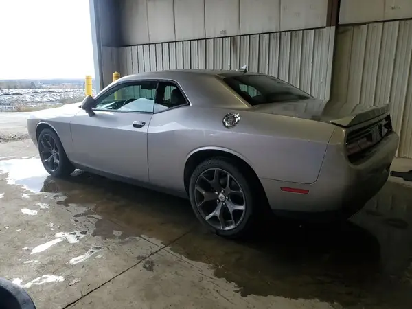 2C3CDZAG0JH149818 2018 DODGE CHALLENGER - Image 2