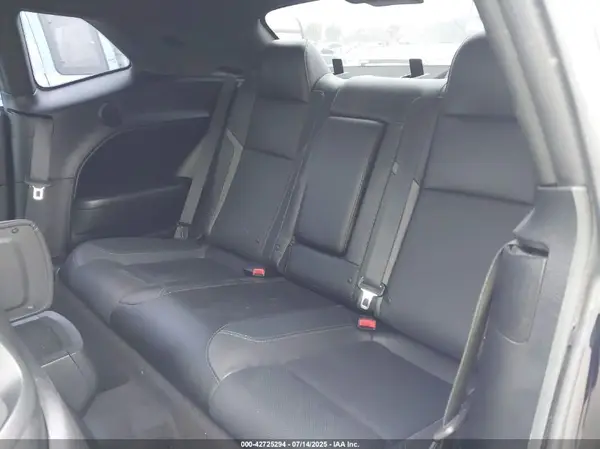 2C3CDZAG0JH171544 2018 DODGE CHALLENGER - Image 8