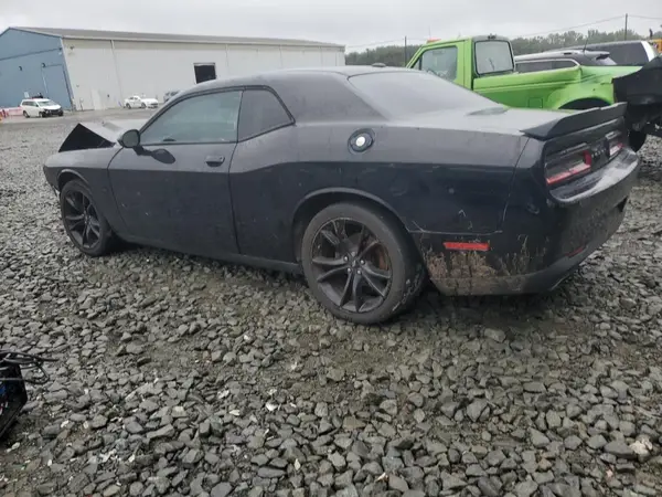 2C3CDZAG0JH217048 2018 DODGE CHALLENGER - Image 2