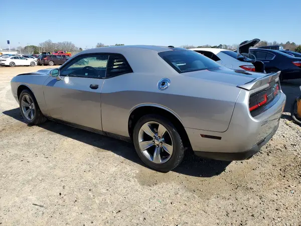 2C3CDZAG0JH242256 2018 DODGE CHALLENGER - Image 2