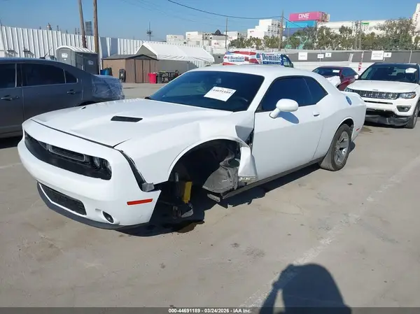 2C3CDZAG0JH245822 2018 DODGE CHALLENGER - Image 2