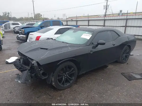 2C3CDZAG0JH246159 2018 DODGE CHALLENGER - Image 2