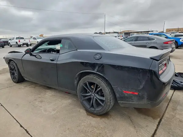 2C3CDZAG0JH251846 2018 DODGE CHALLENGER - Image 2