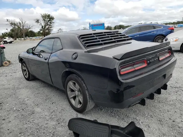 2C3CDZAG0JH255587 2018 DODGE CHALLENGER - Image 2