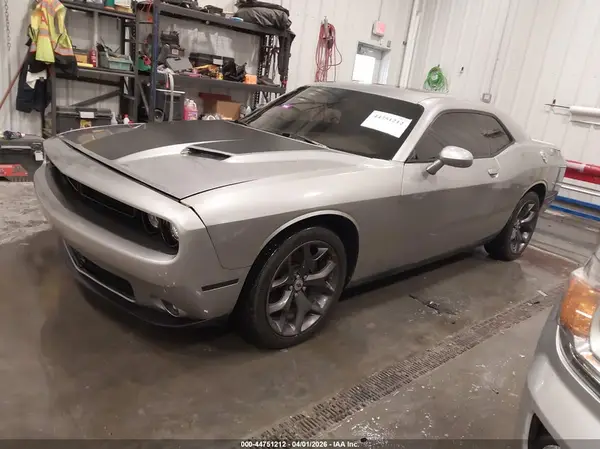 2C3CDZAG0JH258652 2018 DODGE CHALLENGER - Image 2