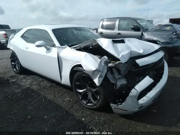 2C3CDZAG0JH259137 2018 DODGE CHALLENGER - Image 1