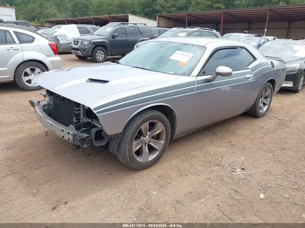 2C3CDZAG0JH270090 2018 DODGE CHALLENGER - Image 2