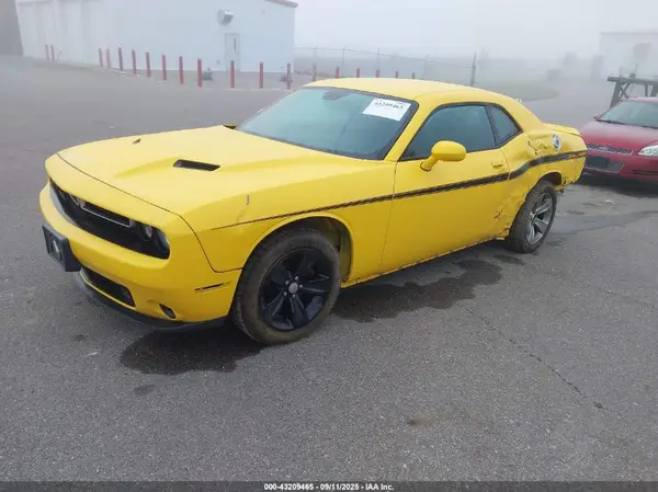 2C3CDZAG0JH317943 2018 DODGE CHALLENGER - Image 2