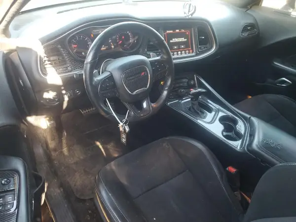 2C3CDZAG0JH322463 2018 DODGE CHALLENGER - Image 8