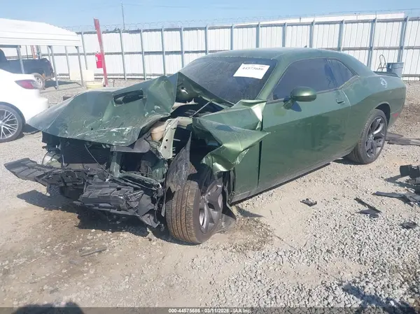 2C3CDZAG0JH333821 2018 DODGE CHALLENGER - Image 2
