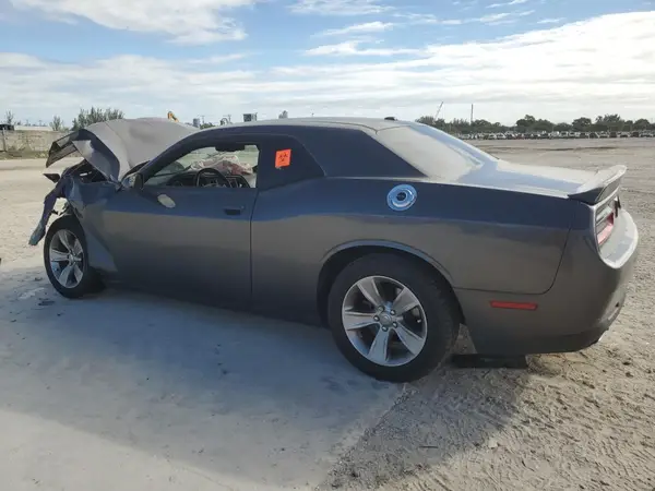 2C3CDZAG0JH334743 2018 DODGE CHALLENGER - Image 2